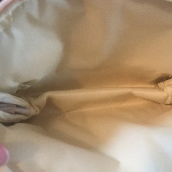 Makeup bag - Picture 3 of 4